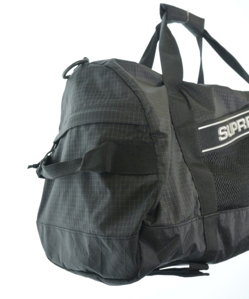 Supreme กระเป๋าสะพาย