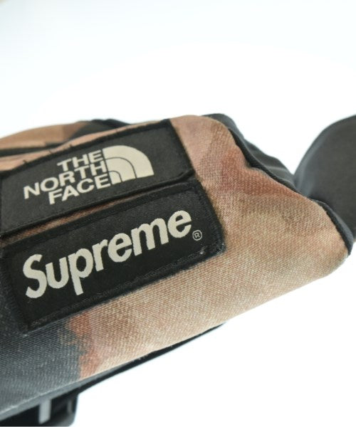 Supreme กระเป๋า อื่น