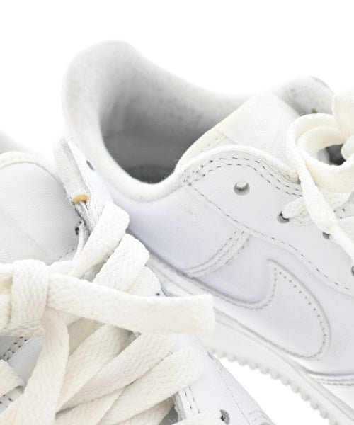 Supreme รองเท้าผ้าใบ