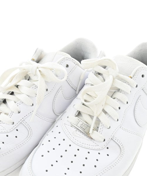 Supreme รองเท้าผ้าใบ