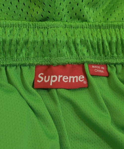 Supreme กางเกงขาสั้น