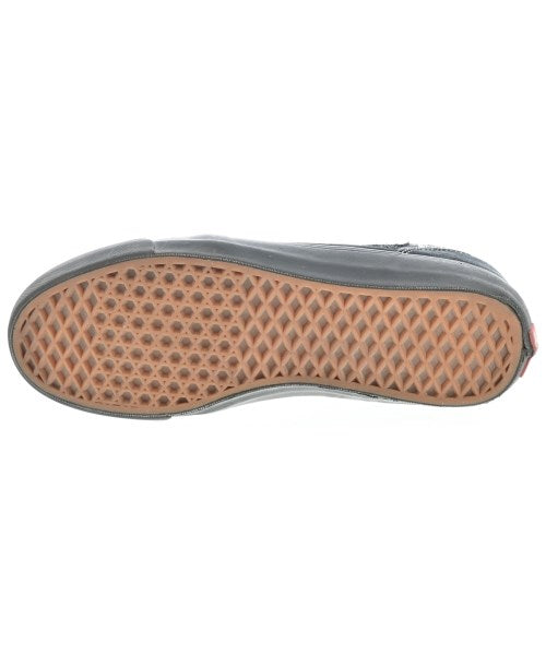 Supreme รองเท้าผ้าใบ