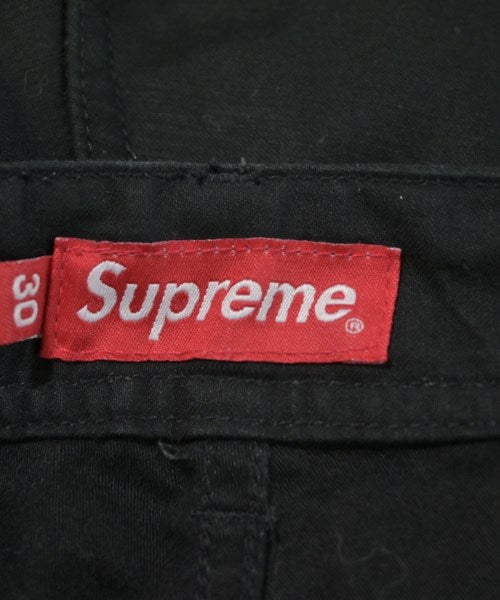Supreme กางเกงขาสั้น