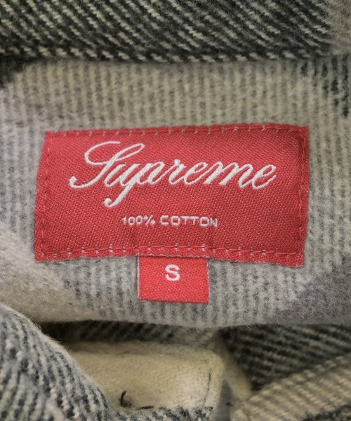 Supreme เสื้อลำลอง