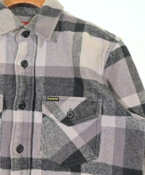 Supreme เสื้อลำลอง