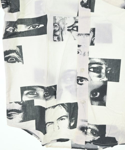 Supreme เสื้อลำลอง
