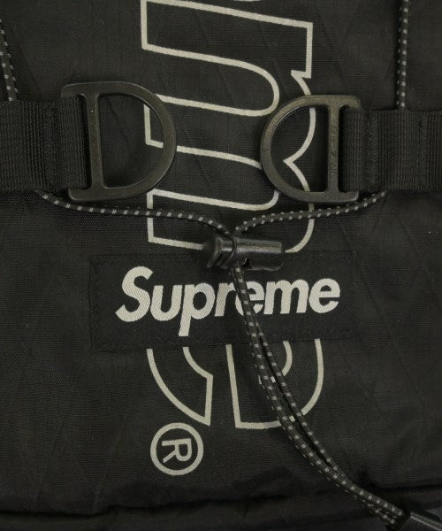 Supreme เป้สะพายหลัง