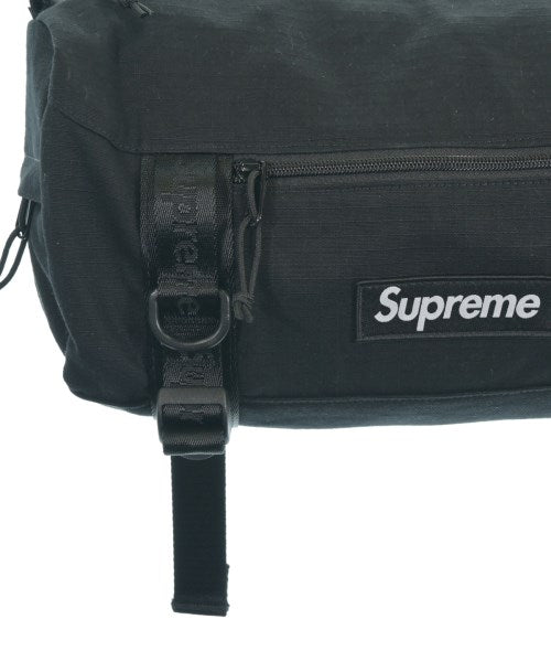Supreme กระเป๋าสะพาย
