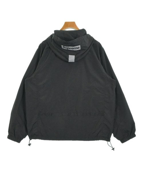 Supreme เสื้อพาร์กาภูเขา