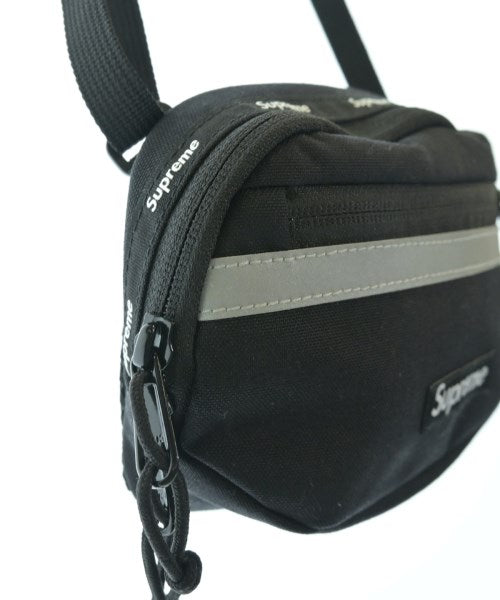 Supreme กระเป๋าสะพาย
