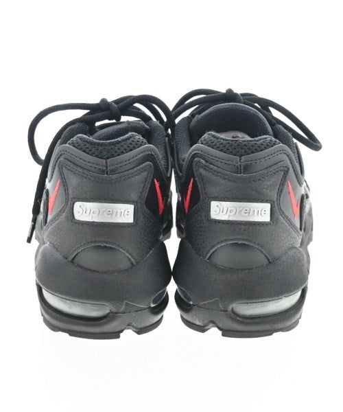 Supreme รองเท้าผ้าใบ