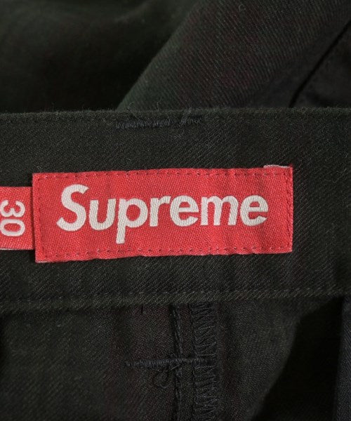 Supreme กางเกงขาสั้น