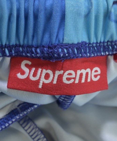 Supreme กางเกงขาสั้น