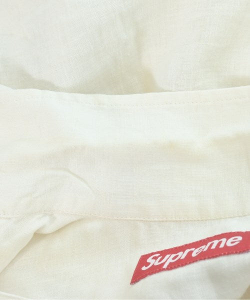 Supreme เสื้อลำลอง