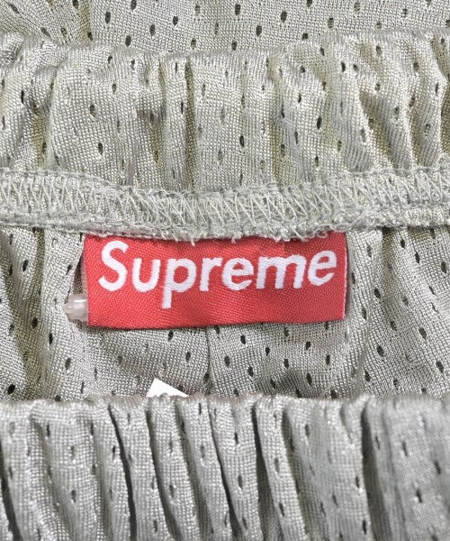 Supreme กางเกงขาสั้น