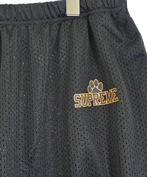 Supreme กางเกงขาสั้น