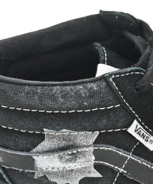 Supreme รองเท้าผ้าใบ