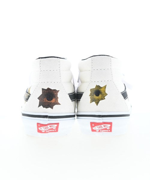 Supreme รองเท้าผ้าใบ