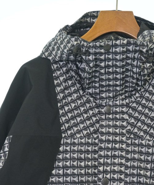Supreme เสื้อพาร์กาภูเขา