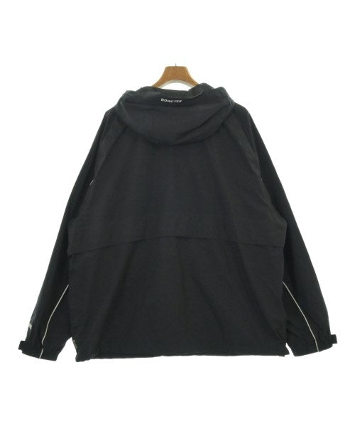 Supreme เสื้อพาร์กาภูเขา
