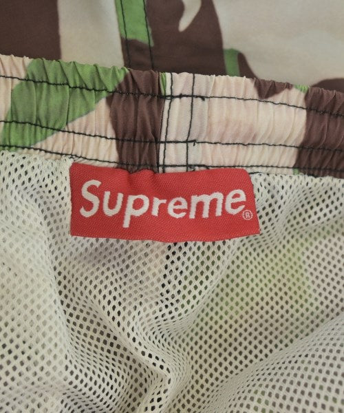Supreme กางเกงขาสั้น