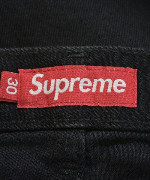 Supreme กางเกงขาสั้น