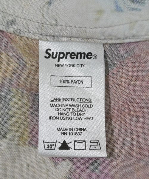 Supreme เสื้อลำลอง