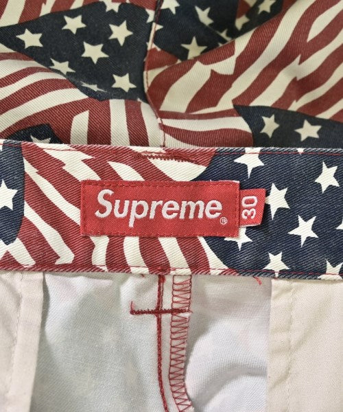 Supreme กางเกงขาสั้น