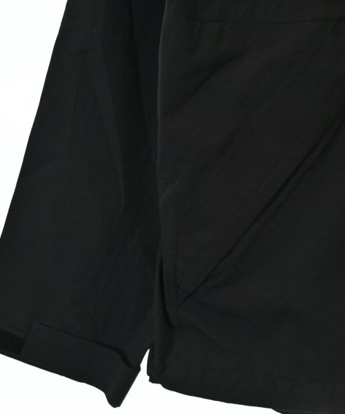 Supreme เสื้อพาร์กาภูเขา