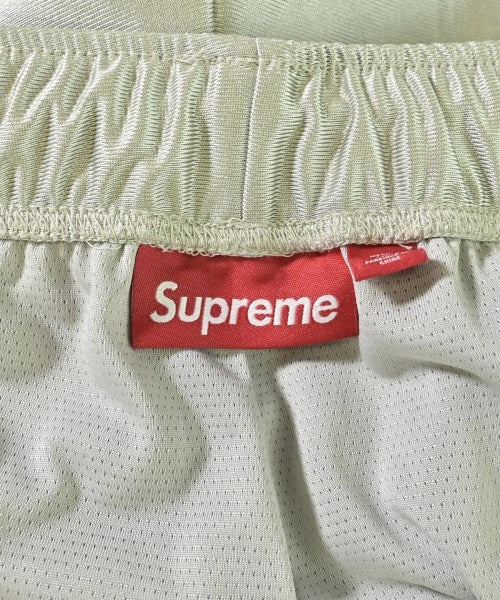 Supreme กางเกงขาสั้น