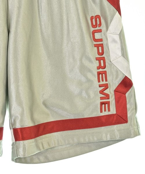 Supreme กางเกงขาสั้น