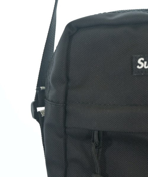 Supreme กระเป๋าสะพาย