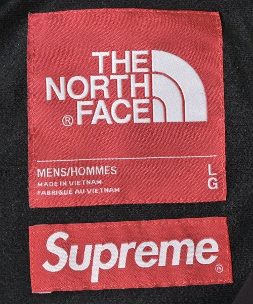 Supreme เสื้อพาร์กาภูเขา