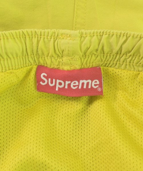 Supreme กางเกงขาสั้น