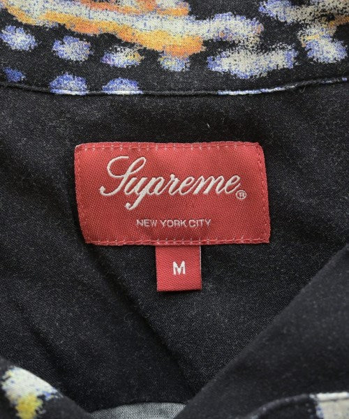 Supreme เสื้อลำลอง