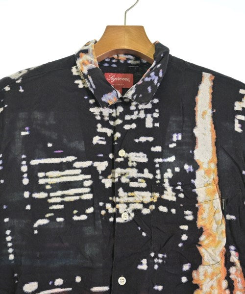 Supreme เสื้อลำลอง