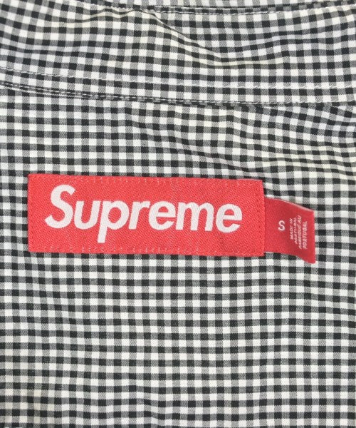 Supreme เสื้อลำลอง
