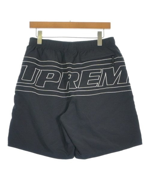 Supreme กางเกงขาสั้น