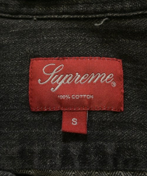 Supreme เสื้อลำลอง