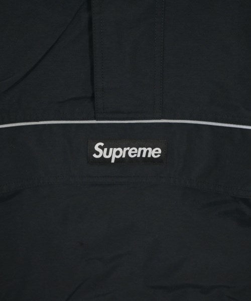 Supreme เสื้อพาร์กาภูเขา