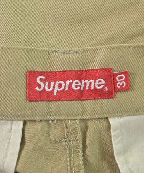 Supreme กางเกงขาสั้น