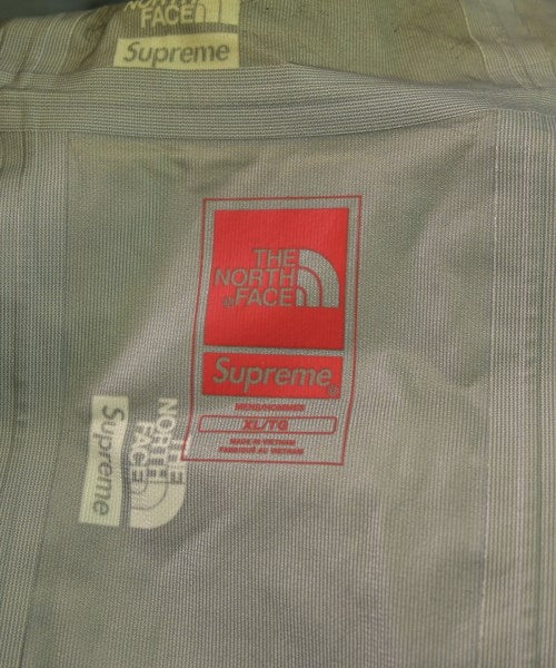 Supreme เสื้อพาร์กาภูเขา