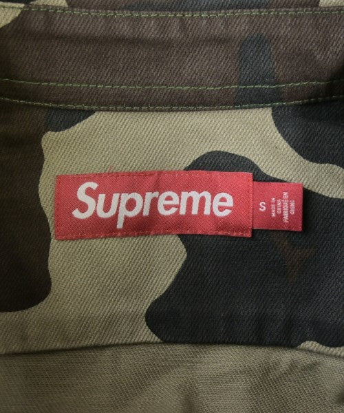 Supreme เสื้อลำลอง