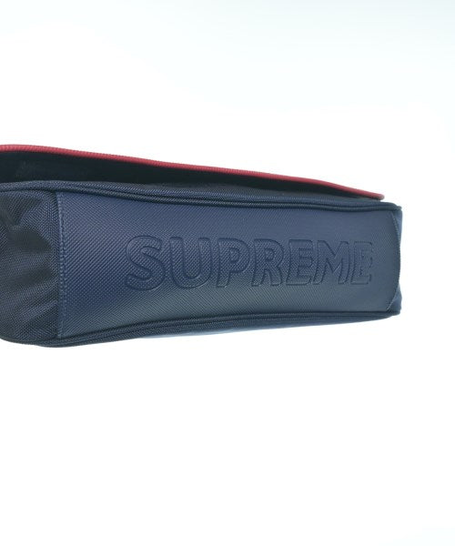 Supreme กระเป๋าสะพาย