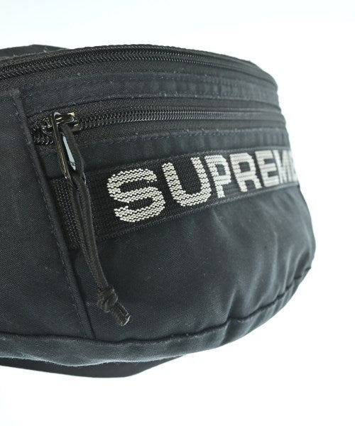 Supreme กระเป๋าสะพาย