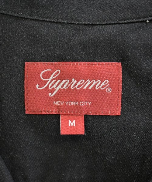 Supreme เสื้อลำลอง