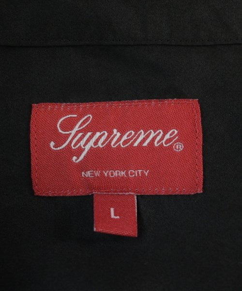 Supreme เสื้อลำลอง