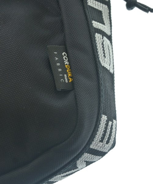 Supreme กระเป๋าสะพาย