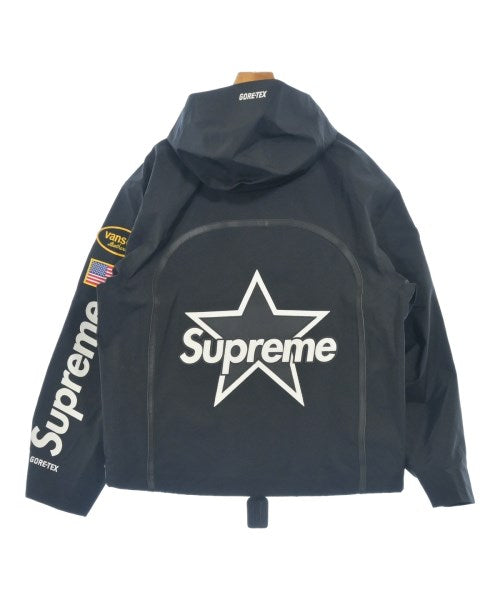 Supreme เสื้อพาร์กาภูเขา