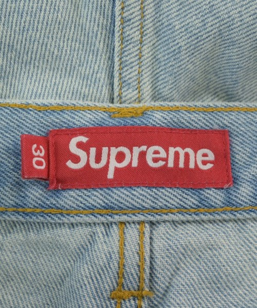 Supreme กางเกงขาสั้น